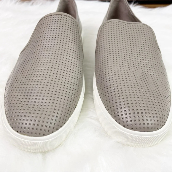 VINCE Blair Slip-On Sneakers Perforated Calf Skin Leather 10 Casual Loafers - Picture 3 of 11